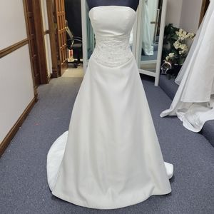 MORI LEE IVORY WEDDING DRESS